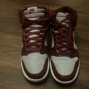 Nike Dunk High Retro